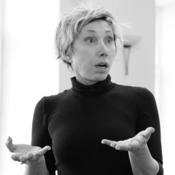 Елена Воробей: "ЦДКЖ – это не просто сцена, это мой второй дом" Елена Воробей: "ЦДКЖ – это не просто сцена, это мой второй дом"